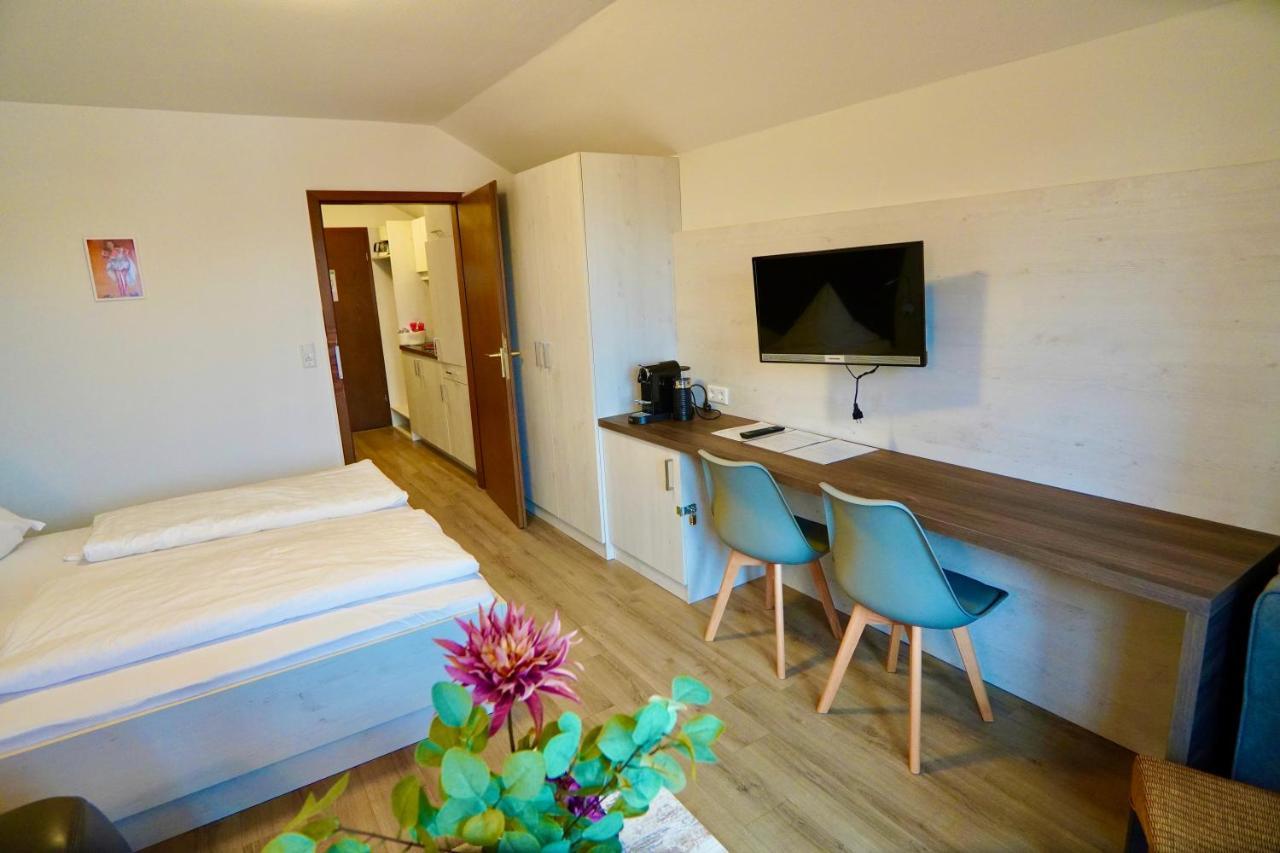 Hallelujah - Wunderschoenes Und Gepflegtes Apartment Mit Bademantelgang Zur Therme Bad Griesbach  Bagian luar foto