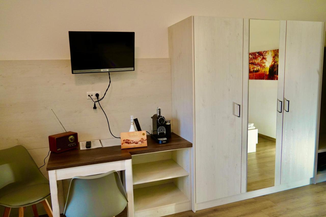 Hallelujah - Wunderschoenes Und Gepflegtes Apartment Mit Bademantelgang Zur Therme Bad Griesbach  Bagian luar foto